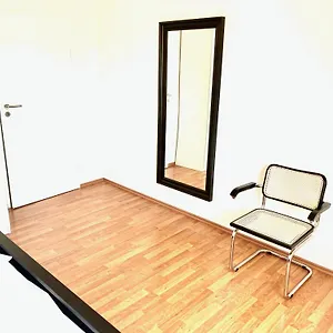  Apartment Super Zentral Begehrte Wohnlage Parkplatz Vor Haus